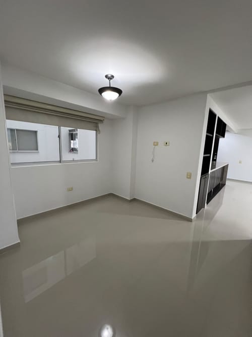 Apartamento de 3 alcobas en arriendo en Versalles, Floridablanca, 95 m² · foto 10 de 18