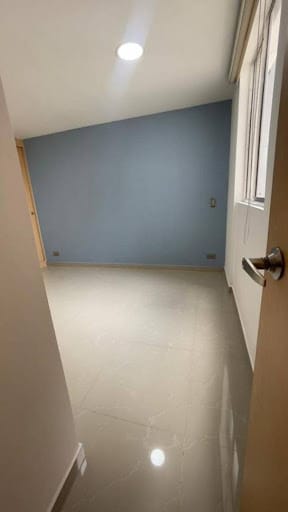 Apartamento de 3 alcobas en venta en La Candelaria, Medellín, 48 m² · foto 15 de 19