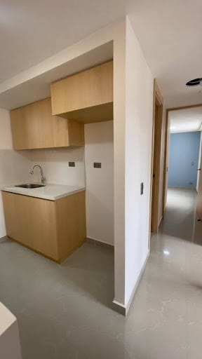 Apartamento de 3 alcobas en venta en La Candelaria, Medellín, 48 m² · foto 17 de 19