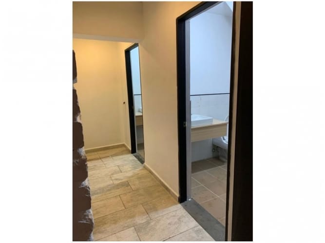 Local en venta en Laureles, Medellín, 156 m² · foto 7 de 9