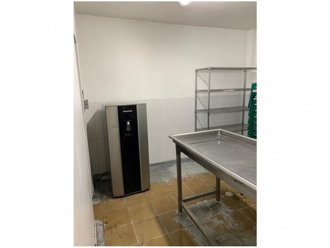 Local en venta en Laureles, Medellín, 156 m² · foto 8 de 9