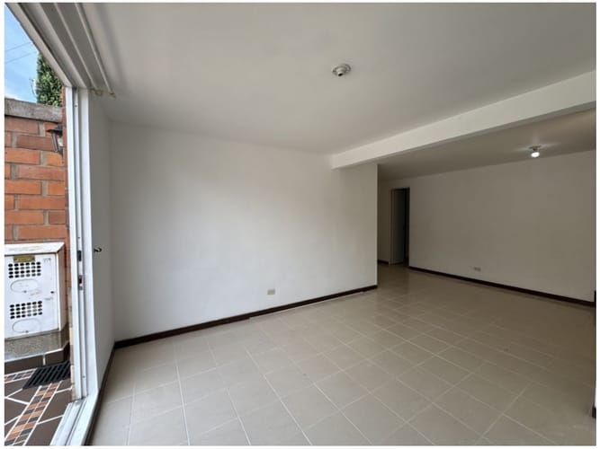 Apartamento de 4 alcobas en venta en Quintas Del Sol De La Mota, Medellín, 120 m² · foto 2 de 16