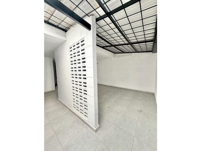 Casa de 4 alcobas en venta en Ub Tulipanes De La Italia I, Palmira, 120 m² · foto 8 de 21