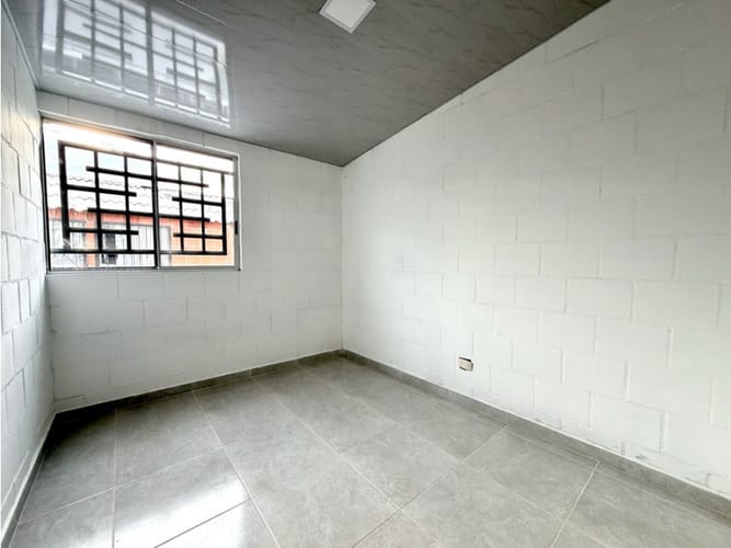Casa de 4 alcobas en venta en Ub Tulipanes De La Italia I, Palmira, 120 m² · foto 18 de 21