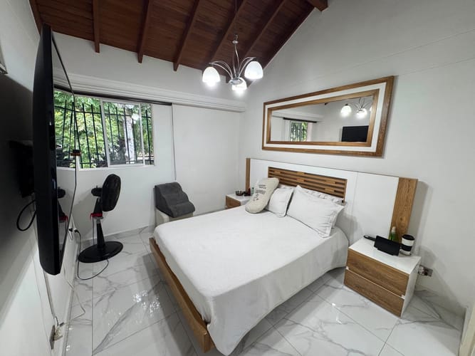 Casa de 5 alcobas en venta en La Mota, Medellín, 110 m² · foto 6 de 9
