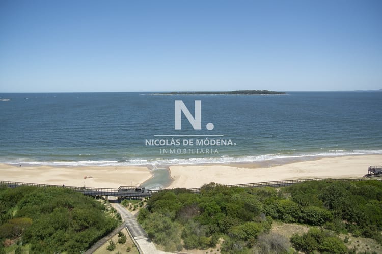 Foto 2 de 30