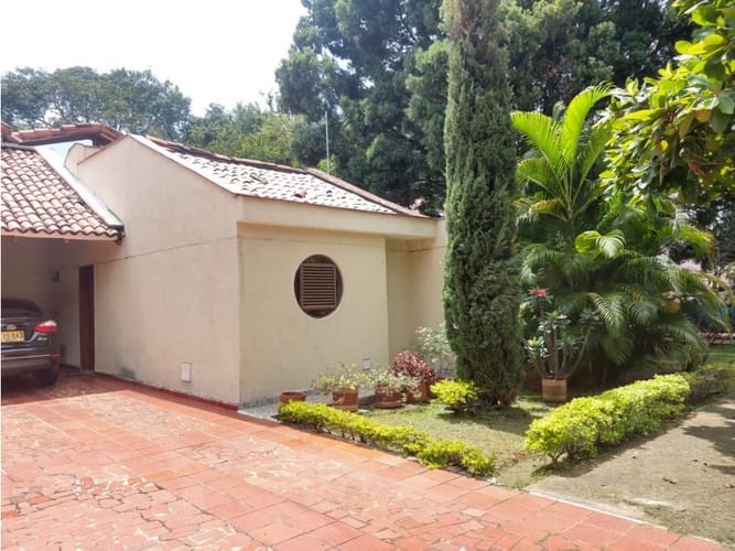Casa de 4 alcobas en venta en La Morada, Jamundí, 350 m² · foto 2 de 24