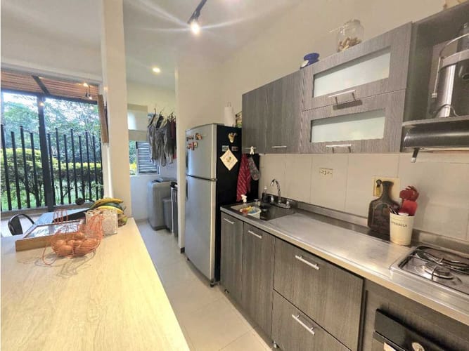 Apartamento de 1 alcoba en venta en Montessori, Envigado, 61 m² · foto 3 de 12
