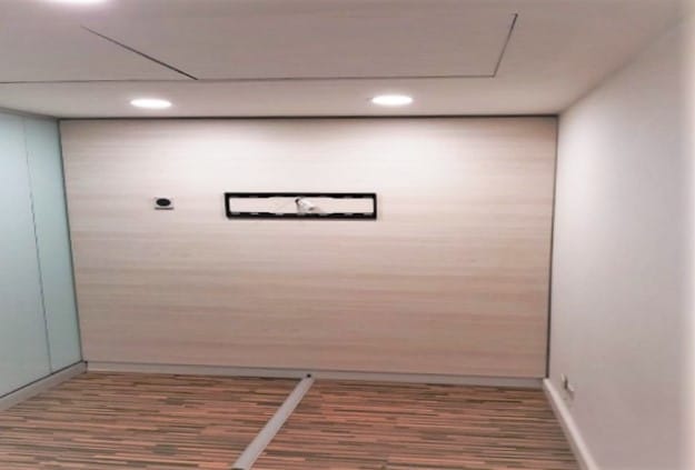 Oficina en arriendo en El Poblado, Medellín, 255 m² · foto 2 de 8