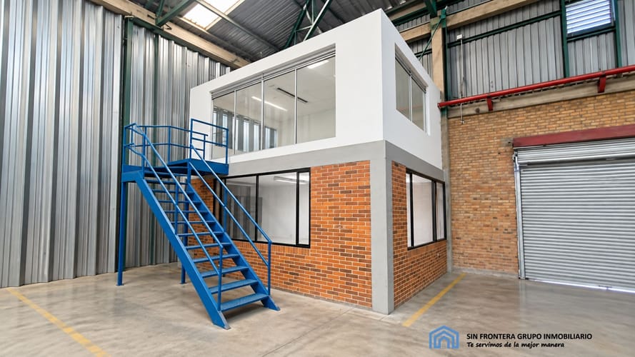 Bodega en arriendo en Ub El Trebol, Mosquera, 2100 m² · foto 3 de 8