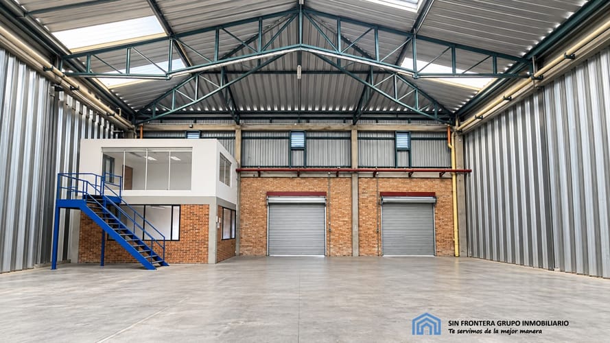 Bodega en arriendo en Ub El Trebol, Mosquera, 2100 m² · foto 8 de 8