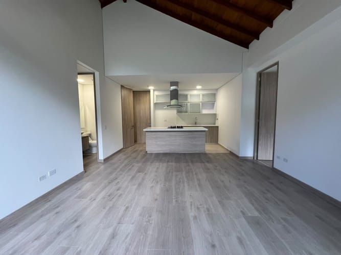 Apartamento de 2 alcobas en venta en Los Salados, El Retiro, 95 m² · foto 4 de 15