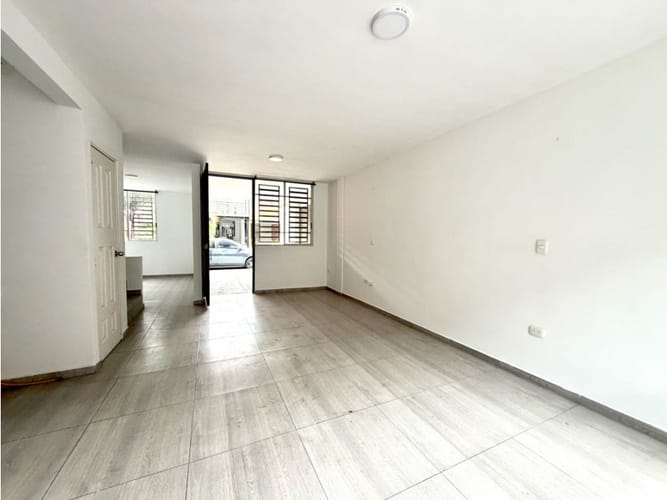 Casa de 4 alcobas en venta en Ub Tulipanes De La Italia Iii, Palmira, 120 m² · foto 3 de 19