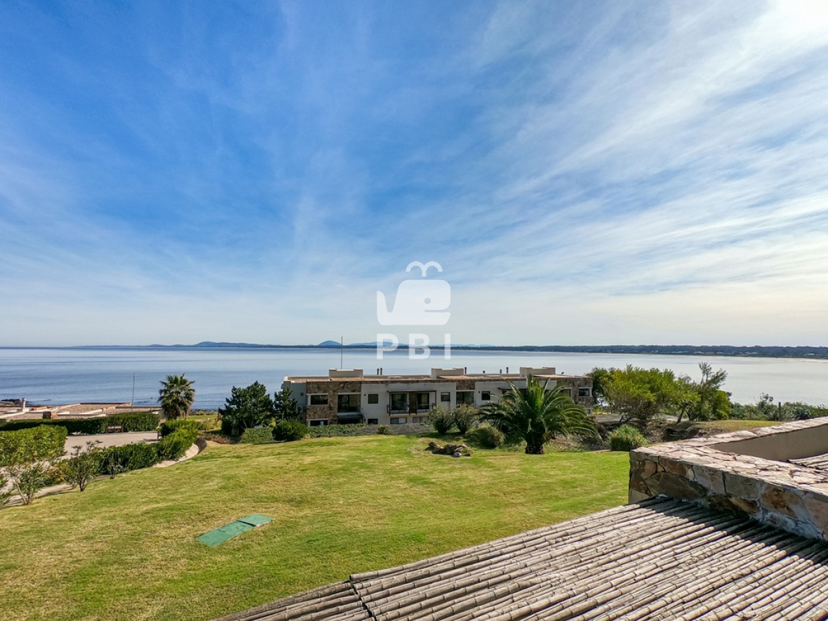 Apartamento en venta en Punta Ballena