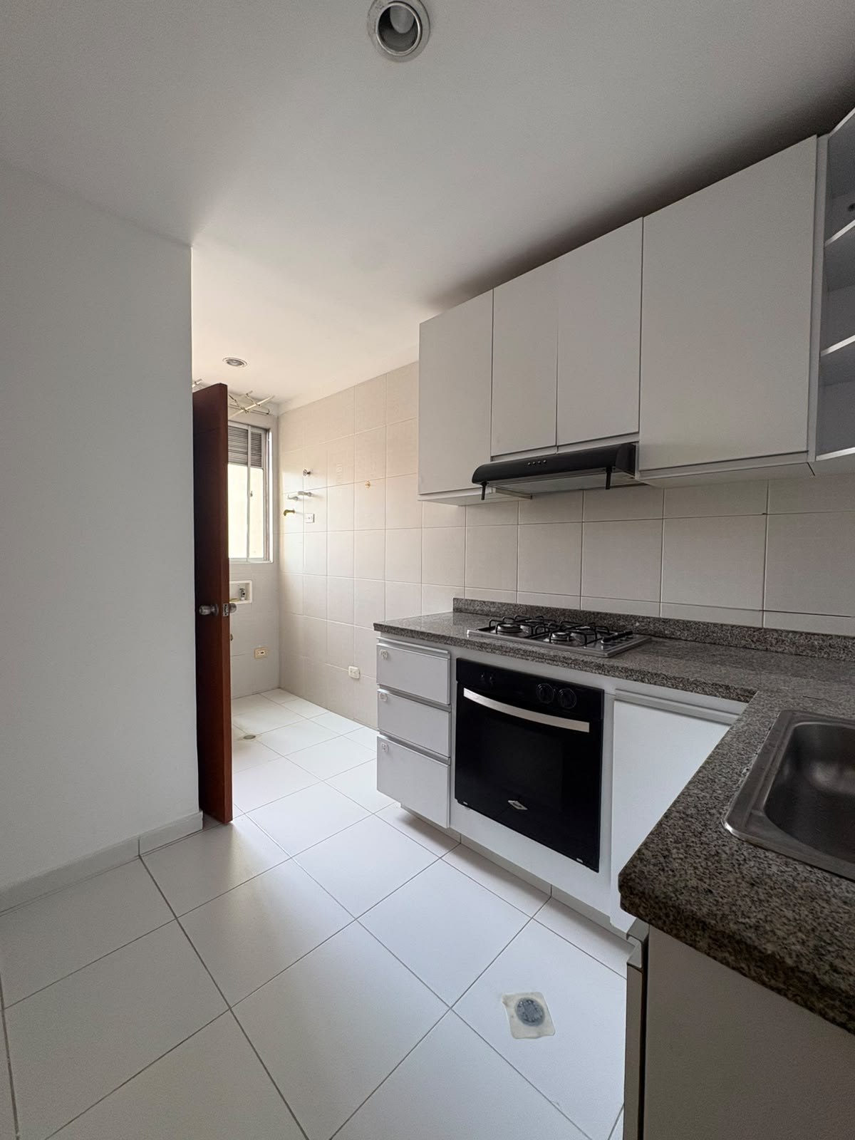 Apartamento en arriendo en Granadillo, Barranquilla · foto 3 de 12