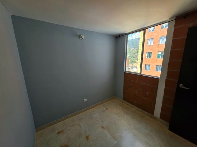 Apartamento de 3 alcobas en arriendo en Cabecera Urbana San Cristobal, Medellín, 45 m² · foto 23 de 24