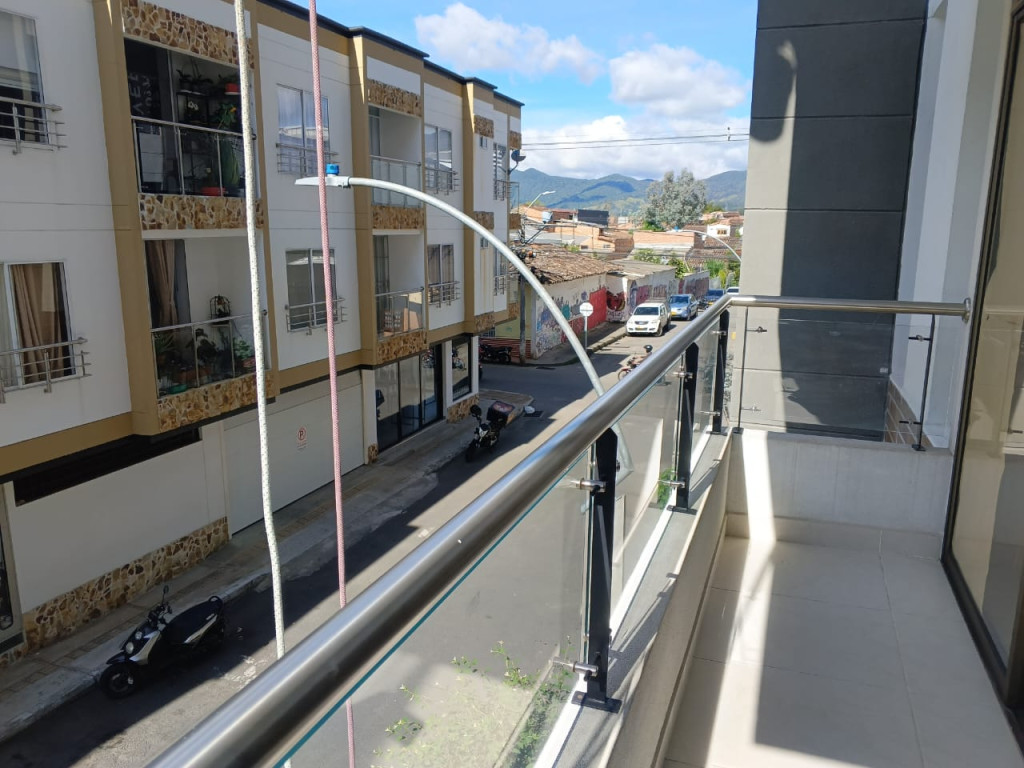 Apartamento en arriendo en La Ceja · foto 14 de 19