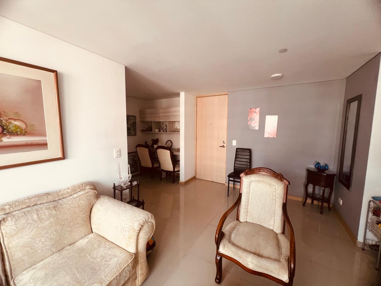 Apartamento en venta en Cumbres, Envigado · foto 5 de 9