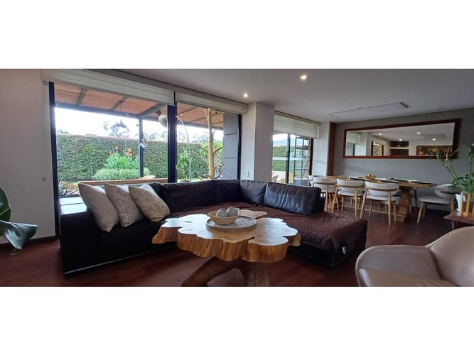 Casa de 3 alcobas en venta en Santa Isabel, La Calera, 260 m² · foto 11 de 24
