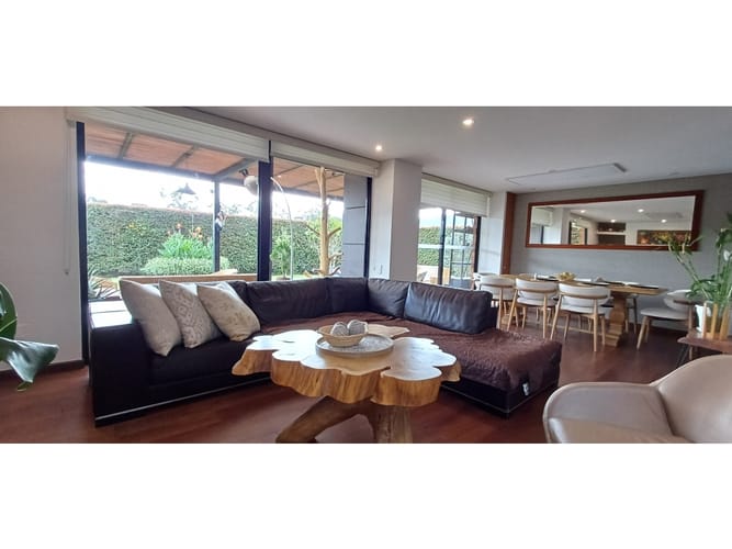 Casa de 3 alcobas en venta en Santa Isabel, La Calera, 260 m² · foto 12 de 24
