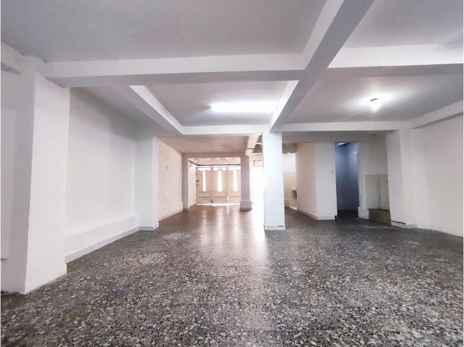 Local en venta en Toscana, Medellín, 90 m² · foto 7 de 12