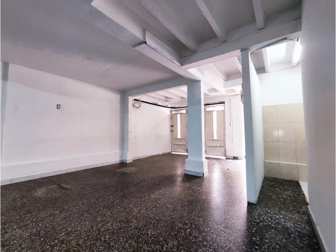 Local en venta en Toscana, Medellín, 90 m² · foto 9 de 12
