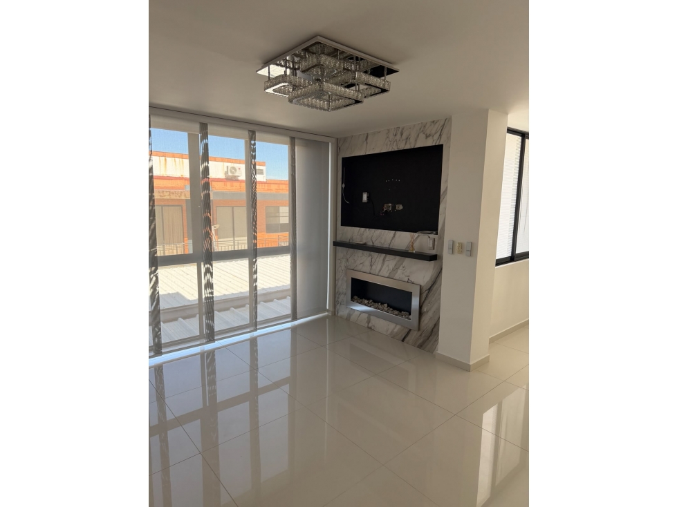 Casa en venta en Avenida 30 De Agosto, Pereira · foto 2 de 19