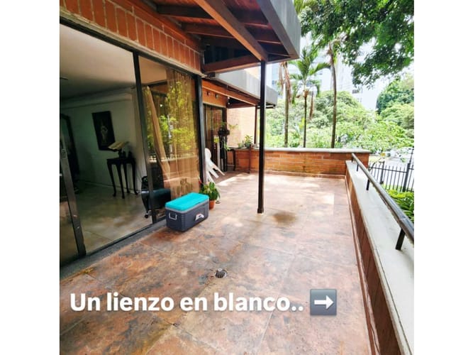 Apartamento en venta en El Poblado, Medellín · foto 2 de 7