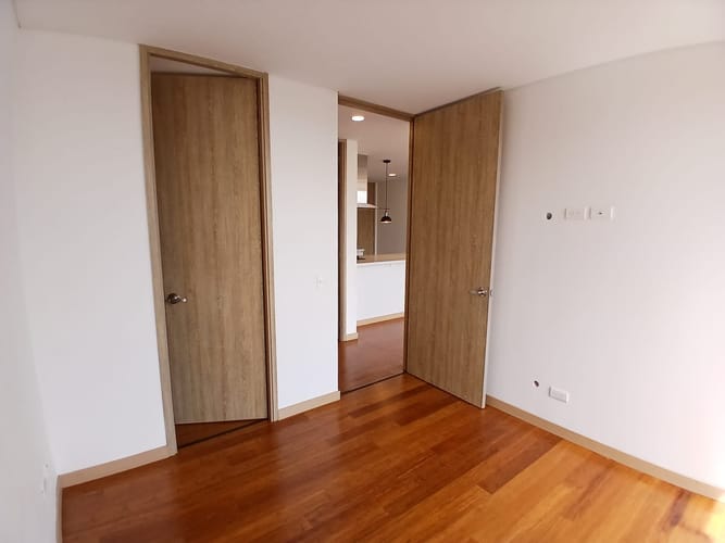 Apartamento de 2 alcobas en arriendo en El Diamante No. 2, Medellín, 72 m² · foto 9 de 10