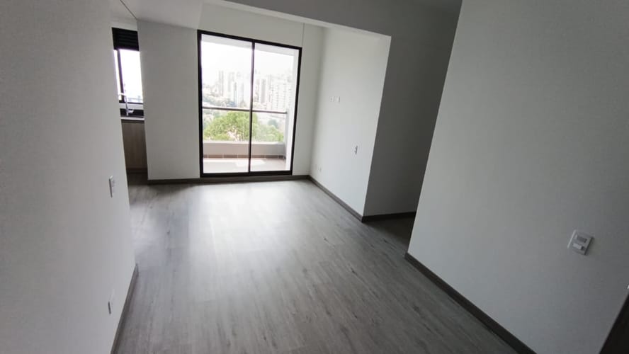 Apartamento de 3 alcobas en venta en Asomadera No.2, Medellín, 71 m² · foto 4 de 15