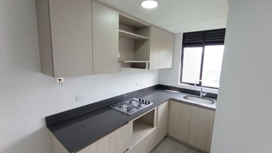 Apartamento de 3 alcobas en venta en Asomadera No.2, Medellín, 71 m² · foto 6 de 15
