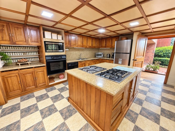 Casa de 5 alcobas en venta en Centro Historico, Chía, 470 m² · foto 6 de 20
