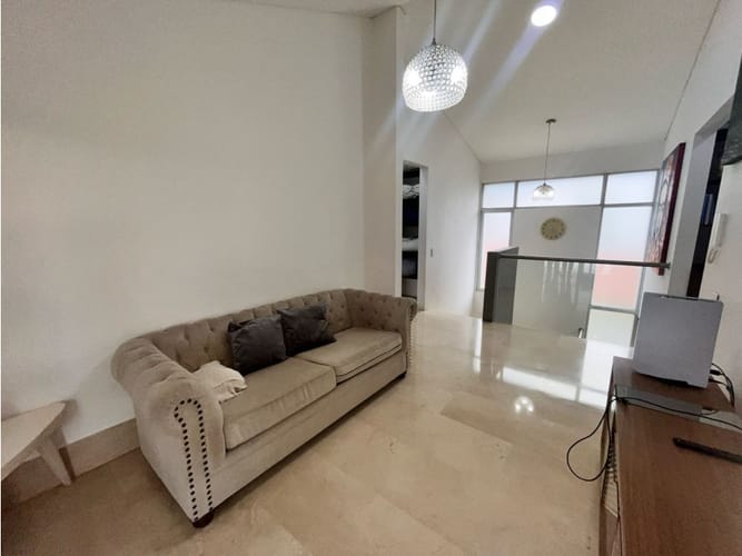 Casa de 3 alcobas en venta en Alfaguara, Jamundí, 240 m² · foto 13 de 24