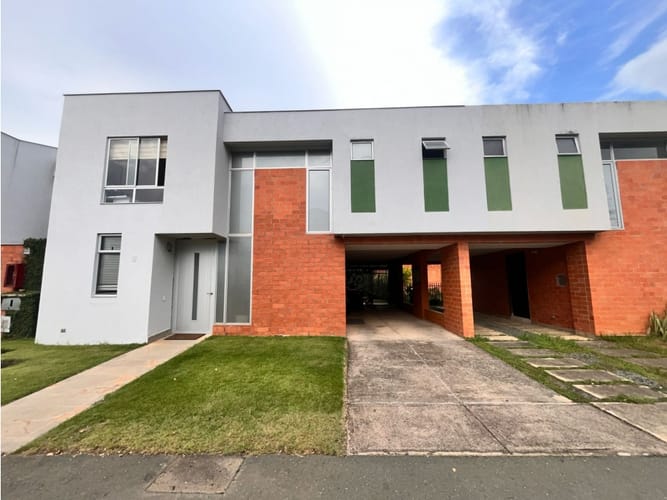 Casa de 3 alcobas en venta en Alfaguara, Jamundí, 240 m² · foto 16 de 24