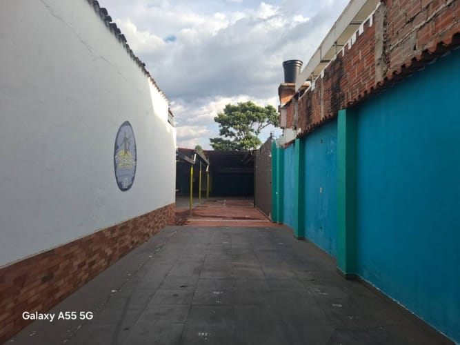 Bodega en arriendo en Ruitoque, Piedecuesta, 1000 m² · foto 2 de 14