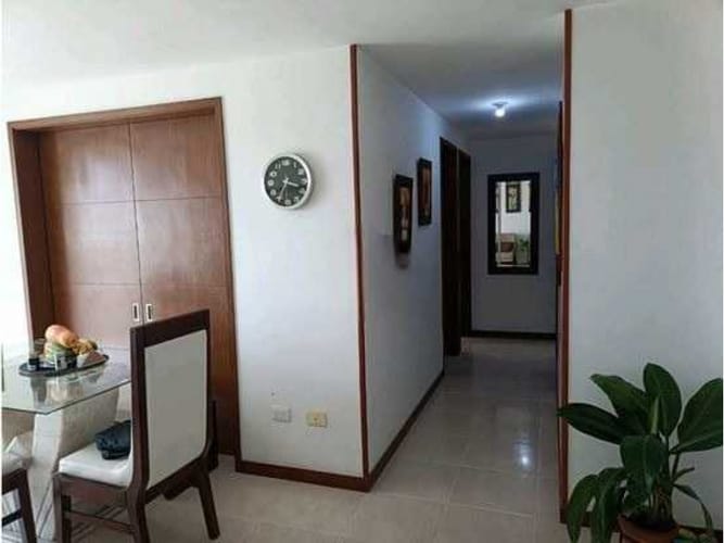 Apartamento de 3 alcobas en venta en Ciudad Jardin, Cali, 72 m² · foto 3 de 8