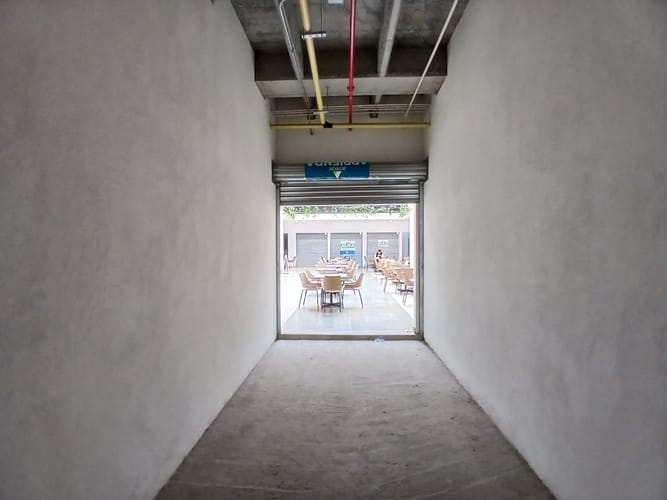 Local en venta en Boston, Medellín, 16 m² · foto 5 de 6