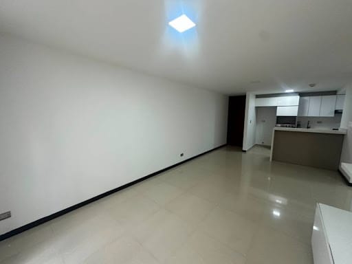 Apartamento de 3 alcobas en arriendo en Pontevedra, Envigado, 78 m² · foto 7 de 18