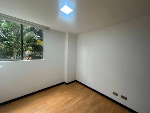 Apartamento de 3 alcobas en arriendo en Pontevedra, Envigado, 78 m² · foto 8 de 18