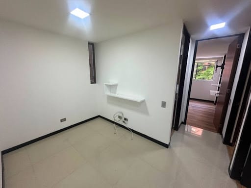 Apartamento de 3 alcobas en arriendo en Pontevedra, Envigado, 78 m² · foto 10 de 18