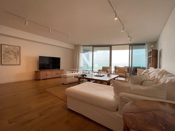 Apartamento en torre Trump · Foto 2