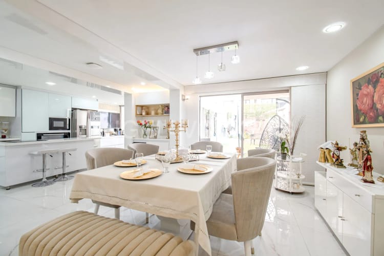 Casa de 3 alcobas en venta en Pontevedra, Bogotá, 310 m² · foto 4 de 20