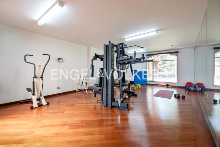 Apartamento de 3 alcobas en venta en Chicó Reservado, Bogotá, 187 m² · foto 16 de 17