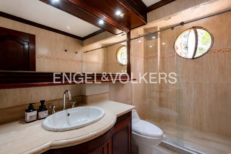Apartamento de 3 alcobas en venta en Chicó Reservado, Bogotá, 187 m² · foto 15 de 17