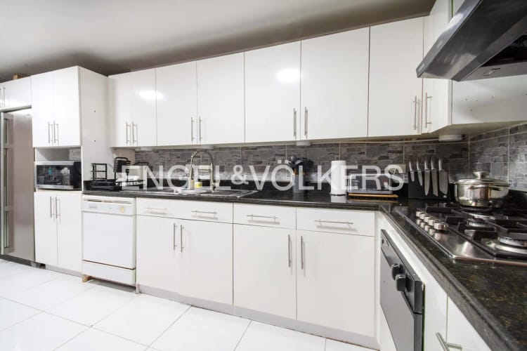 Apartamento de 3 alcobas en venta en Chicó Reservado, Bogotá, 187 m² · foto 6 de 17