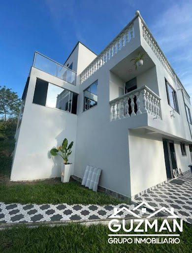 Casa en venta en Kilometro 41, Manizales · foto 17 de 19