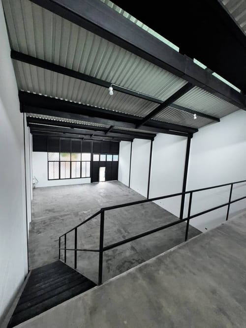 Bodega en arriendo en San Benito, Villavicencio, 231 m² · foto 5 de 9