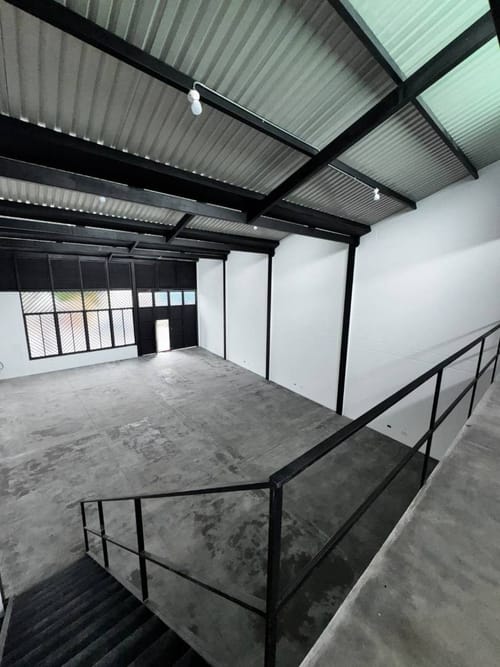 Bodega en arriendo en San Benito, Villavicencio, 231 m² · foto 6 de 9