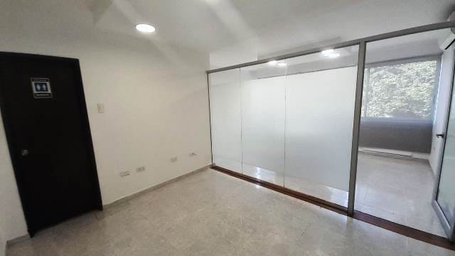 Consultorio en venta en Santa Monica, Cali, 41 m² · foto 19 de 22
