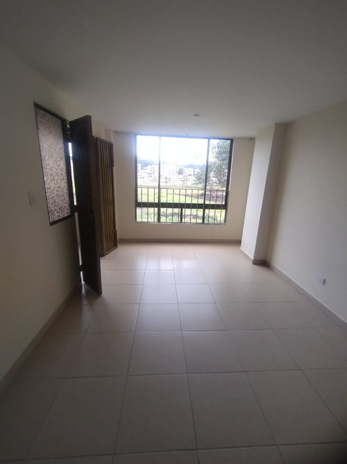 Apartaestudio en arriendo en Cantalejo, Bogotá, 38 m² · foto 2 de 6